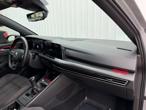 Used 2022 Volkswagen GTI SE FWD image 18