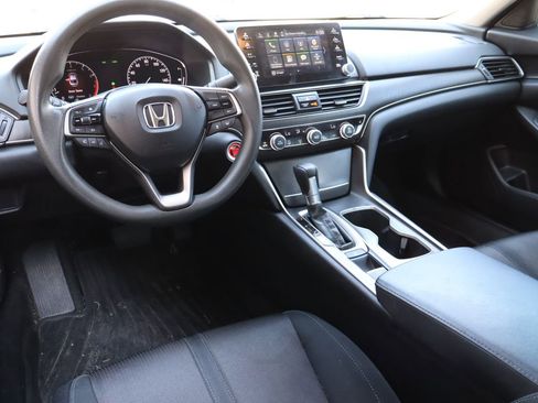 Used 2020 Honda Accord EX image 5