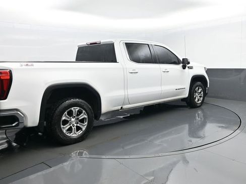 Used 2022 GMC Sierra 1500 SLE w/ X31 Off-Road Package image 21
