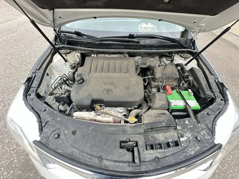 Used 2014 Toyota Avalon XLE FWD image 19