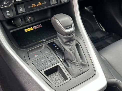 Used 2023 Toyota RAV4 XLE Premium AWD/4WD image 16