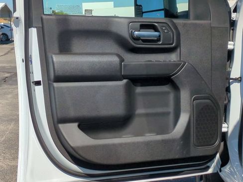New 2026 Chevrolet Silverado 2500 Custom w/ Custom Convenience Package RWD image 21