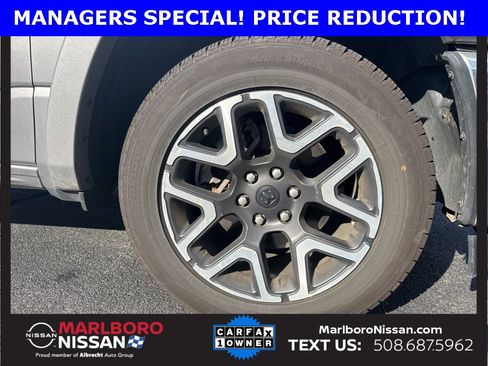 Used 2025 RAM 1500 Laramie image 10