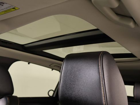 Used 2025 MAZDA CX-90 3.3 Turbo w/ Premium Sport Pkg image 16