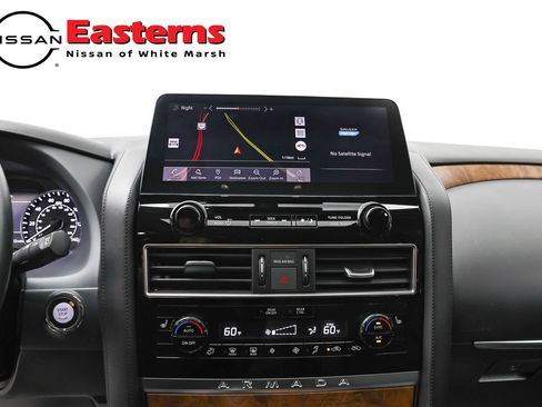 Used 2023 Nissan Armada SL RWD image 12