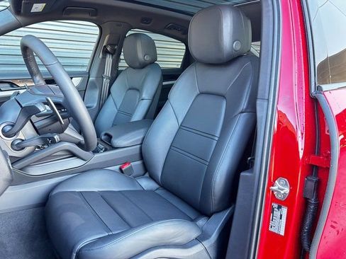 New 2026 Porsche Cayenne S image 5