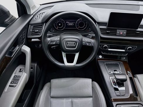 Used 2018 Audi Q5 2.0T Premium Plus w/ Premium Plus Package AWD/4WD image 10