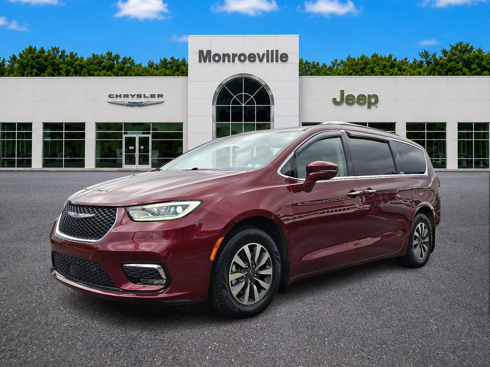 Certified 2021 Chrysler Pacifica Touring-L w/ Premium & Safety Sphere Group FWD image 1