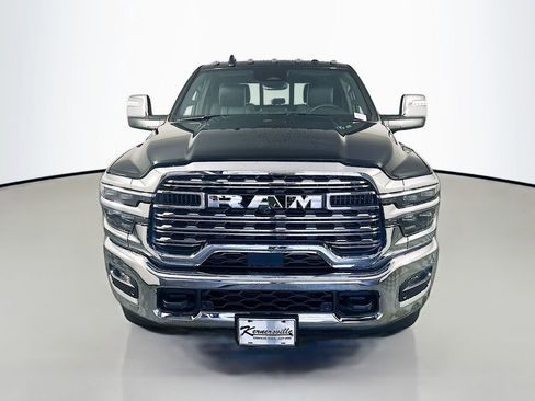 New 2025 RAM 3500 Limited w/ Towing Technology Group image 3