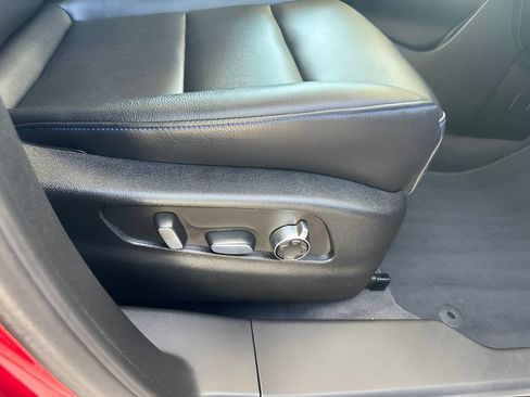 Used 2024 Cadillac XT4 Sport AWD/4WD image 15