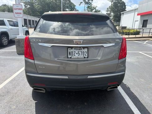 Used 2018 Cadillac XT5 Premium Luxury AWD/4WD image 5