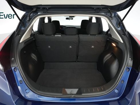 Used 2025 Nissan Leaf S FWD image 8
