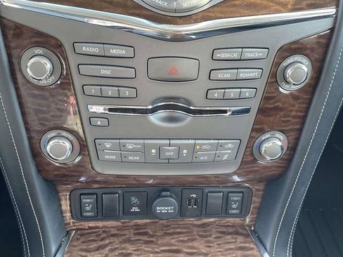 Used 2020 Nissan Armada SV image 23