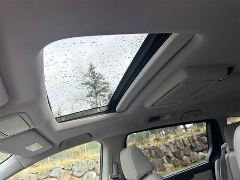 Used 2019 Honda Odyssey EX-L image 17