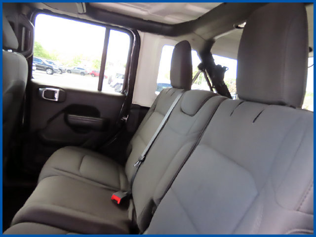 Used 2023 Jeep Wrangler Unlimited Sport AWD/4WD image 10