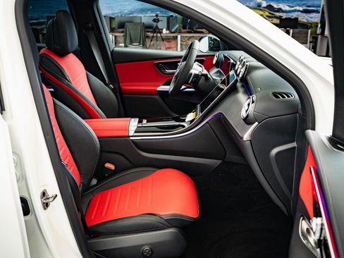New 2026 Mercedes-Benz GLC 300 4MATIC image 23