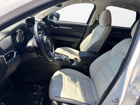 Certified 2025 MAZDA CX-5 AWD 2.5 S w/ Preferred Package image 9