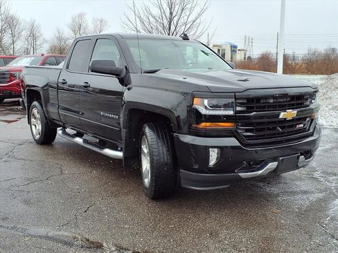 Used 2016 Chevrolet Silverado 1500 LT w/ All Star Edition image 28