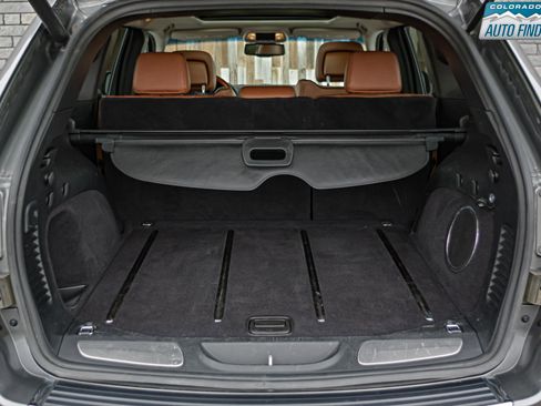 Used 2013 Jeep Grand Cherokee Overland w/ Advance Technology Group image 28