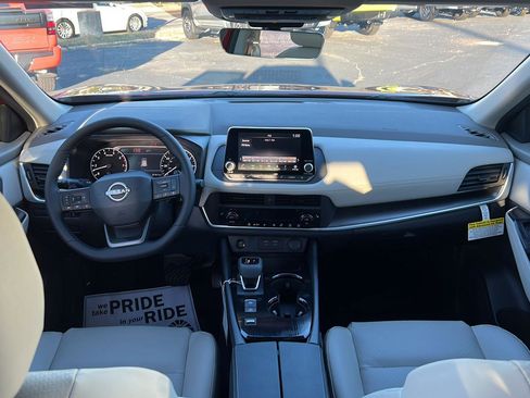 New 2026 Nissan Rogue SV image 16