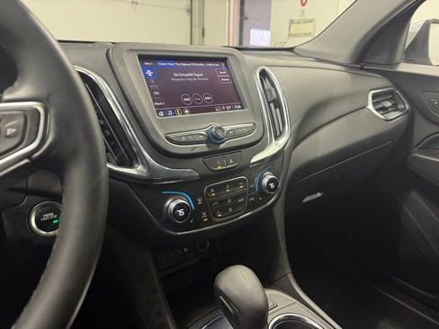 Certified 2024 Chevrolet Equinox LT image 19