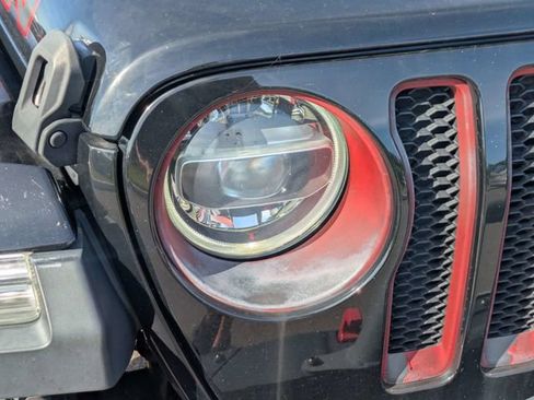 Used 2021 Jeep Wrangler Unlimited Rubicon w/ Steel Bumper Group AWD/4WD image 9