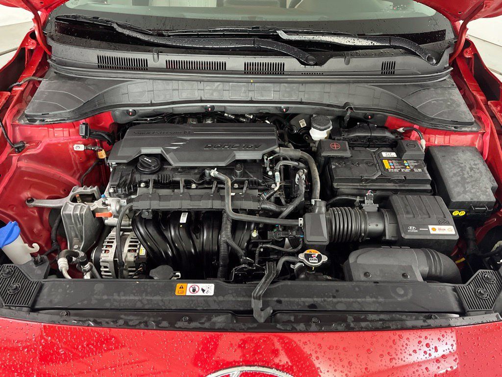 Used 2022 Hyundai Kona SEL w/ Cargo Package FWD image 9