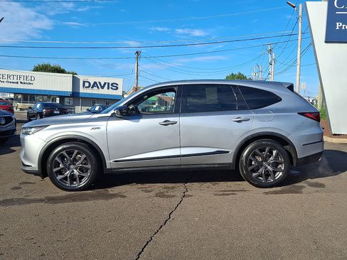 Used 2023 Acura MDX A-Spec image 7