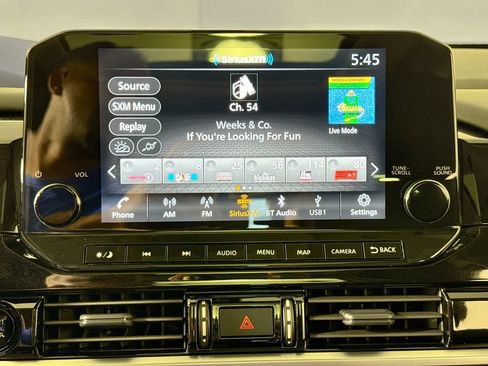 Used 2025 Nissan Pathfinder Platinum w/ Cargo Package AWD/4WD image 15