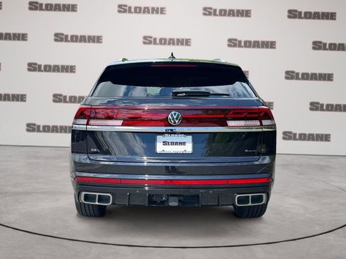 Used 2024 Volkswagen Atlas Cross Sport SEL Premium R-Line AWD/4WD image 4