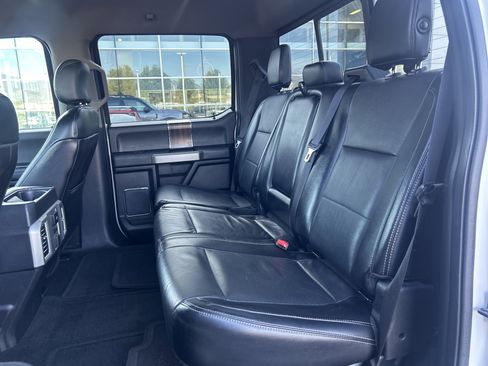 Used 2015 Ford F150 Lariat w/ Equipment Group 502A Luxury AWD/4WD image 26