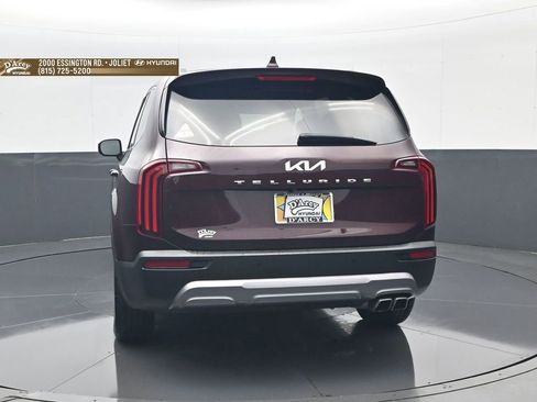 Used 2022 Kia Telluride EX FWD image 6