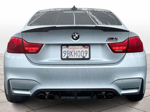 Used 2018 BMW M4 Coupe image 7