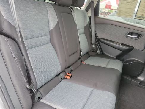 Used 2023 Nissan Rogue SV image 26