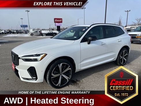 Used 2022 Volvo XC60 B6 R-Design image 1