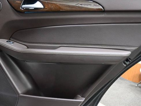 Used 2019 Mercedes-Benz GLS 450 4MATIC w/ Premium 1 Package image 18