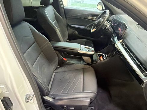 Certified 2025 BMW X2 xDrive28i w/ Convenience Package AWD/4WD image 11