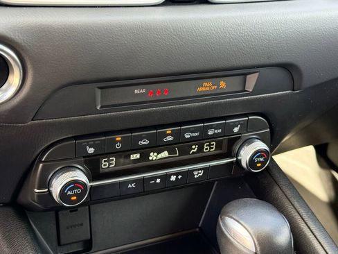 Used 2019 MAZDA CX-5 Touring image 25