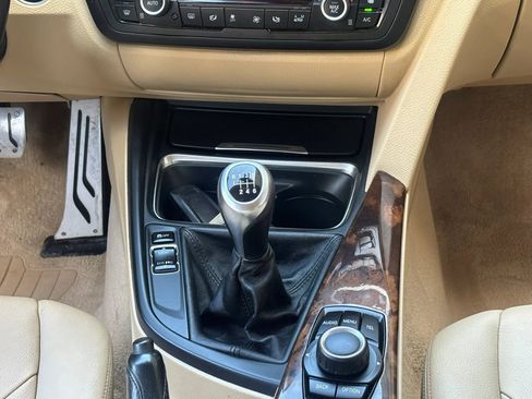 Used 2014 BMW 335i xDrive Sedan AWD/4WD image 30