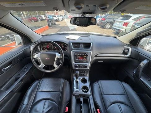 Used 2015 GMC Acadia SLT image 17