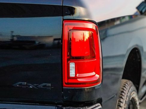New 2026 RAM 2500 Laramie AWD/4WD image 10