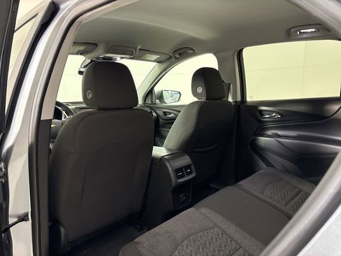Used 2023 Chevrolet Equinox LT image 17
