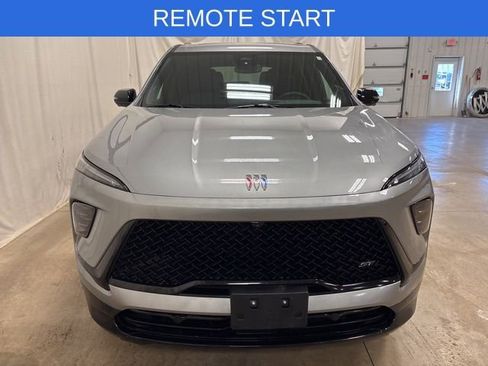 Used 2025 Buick Enclave Sport Touring image 8