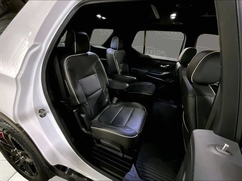 Certified 2023 Chevrolet Traverse Premier w/ Redline Edition AWD/4WD image 16