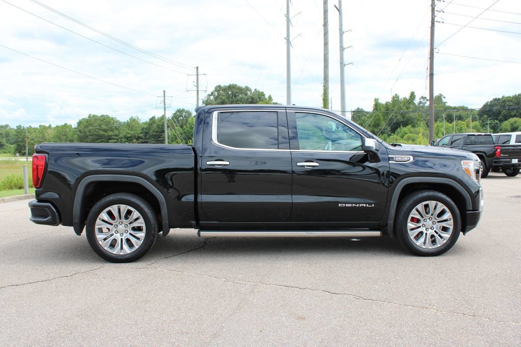 Used 2021 GMC Sierra 1500 Denali w/ Denali Ultimate Package AWD/4WD image 16