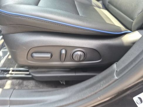 Used 2025 Buick Envista Sport Touring w/ Experience Buick Package FWD image 14