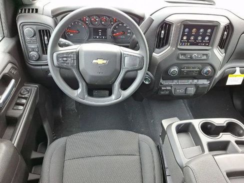 New 2026 Chevrolet Silverado 2500 Custom image 7