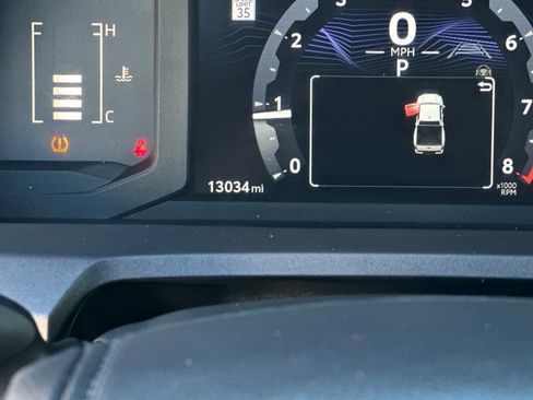 Used 2025 Toyota Tacoma SR image 26