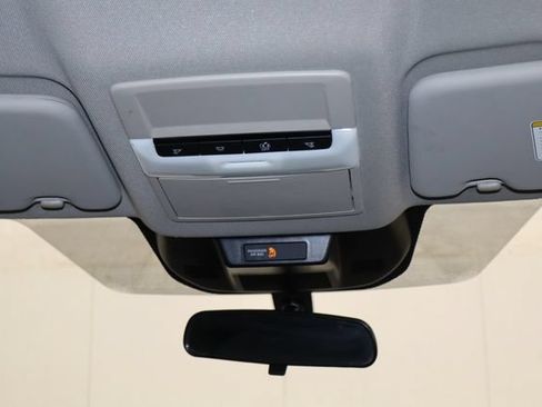 Used 2024 Nissan Rogue S FWD image 27