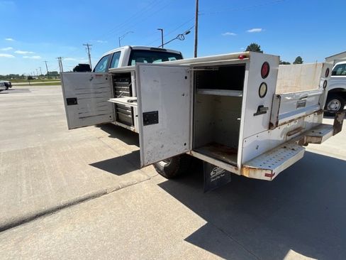Used 2017 Ford F350 XL w/ Power Equipment Group AWD/4WD image 7